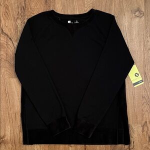 NWT Xersion Velour Pullover